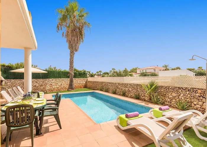 Samuel By 萨卡莱塔